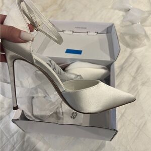 Dream Pair White Heels